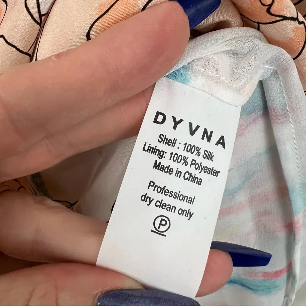 DYVNA Silk Watercolor Floral Print Short Sleeve Shift Dress Size 12 Dainty Flowy - Picture 15 of 16